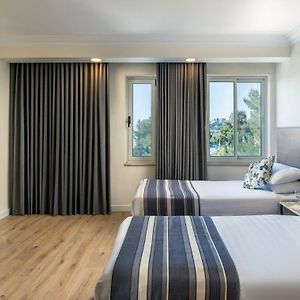 Standard Room 2 Queen Beds